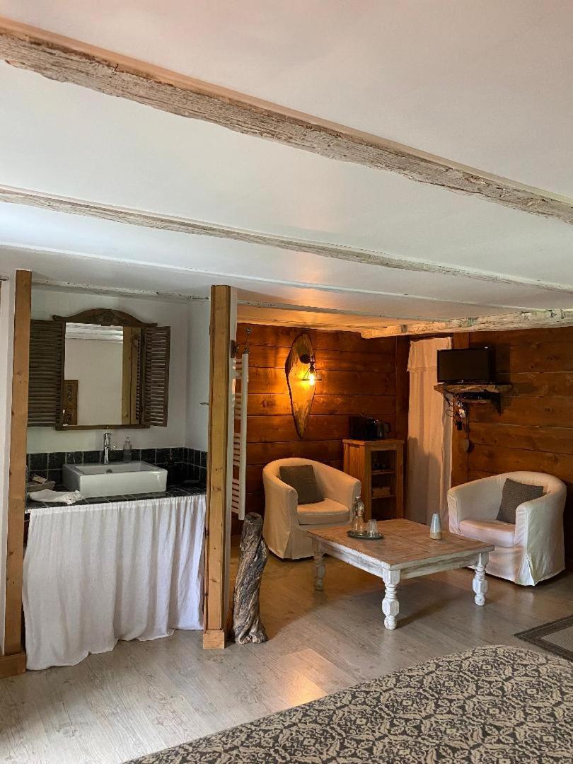 La Perle De La Lauziere, Chambres D Hotes Argentine Exterior foto